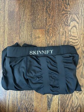 Skinnify Black Resistance Band Leggings - 4 bands, size M